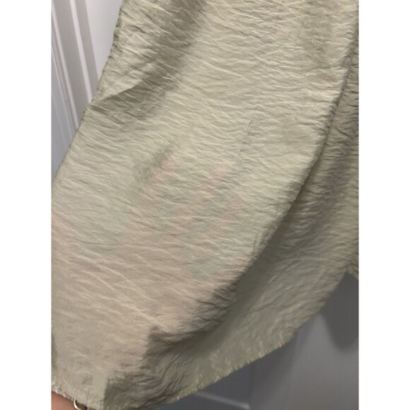 H&M Deep V-Neck Mini Dress Light Green Size Large Summer Vacation Concert Thin - Picture 7 of 8